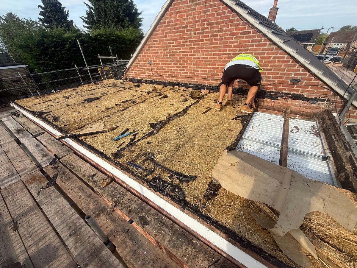 Flat roof: before and after, before the work