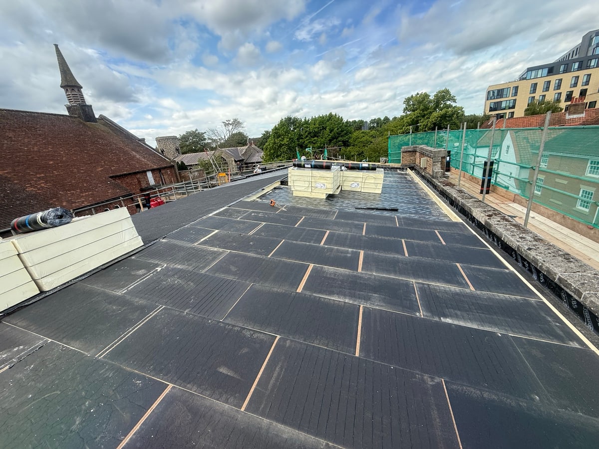 Flat roof: before and after, before the work