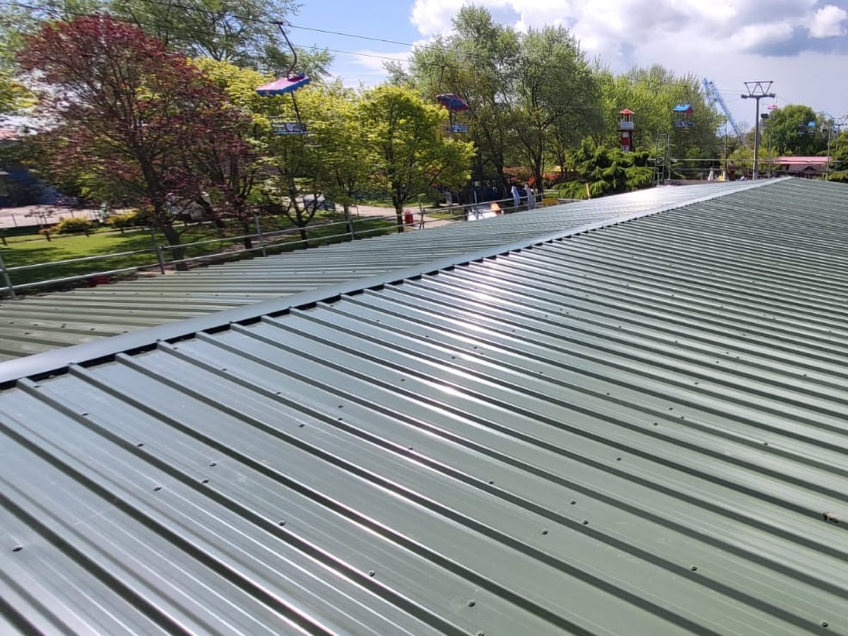 Metal roof, Lowestoft