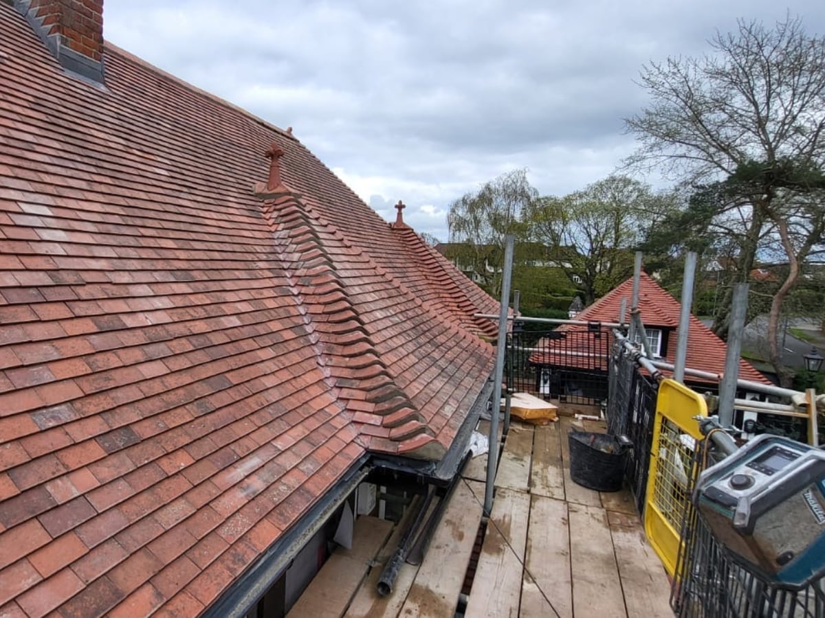 Pitched roof, Corton